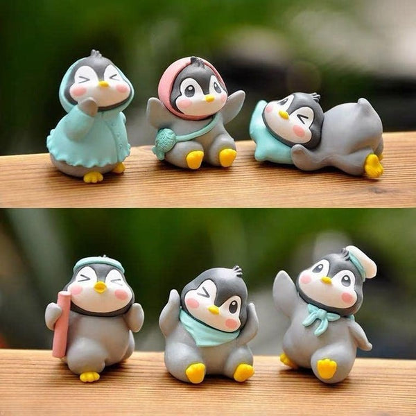 Figurines
