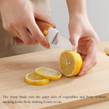 2 in 1 Multifunctional Portable Peeling Fruit Knife