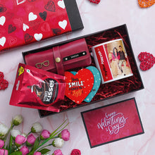 Valentine Delight Hamper – A Perfect Expression of Love