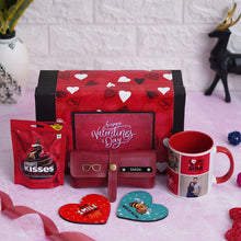 Valentine Delight Hamper – A Perfect Expression of Love