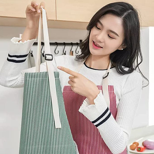 Cooking apron with attached hand wiping towels with Pocket
