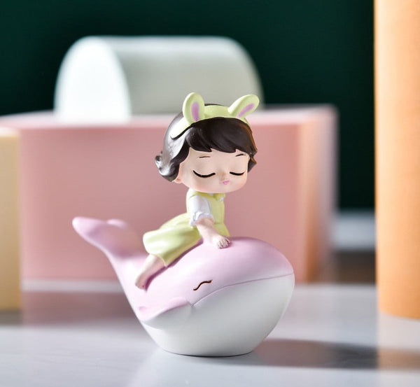 Bobble Head Girl on Fish