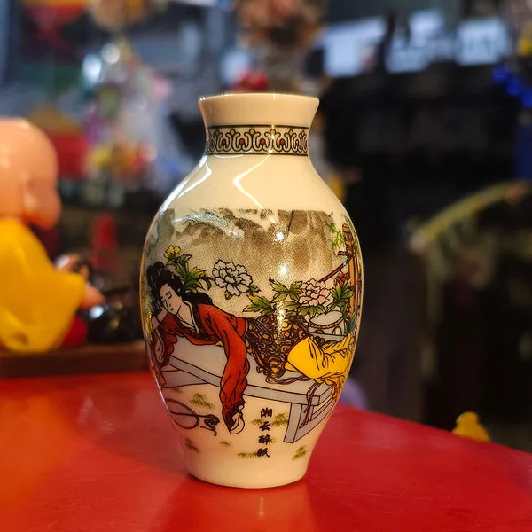 Fridge Magnet Souvenir 3D Ceramic Vase Refrigerator Stickers (Pack of 1)